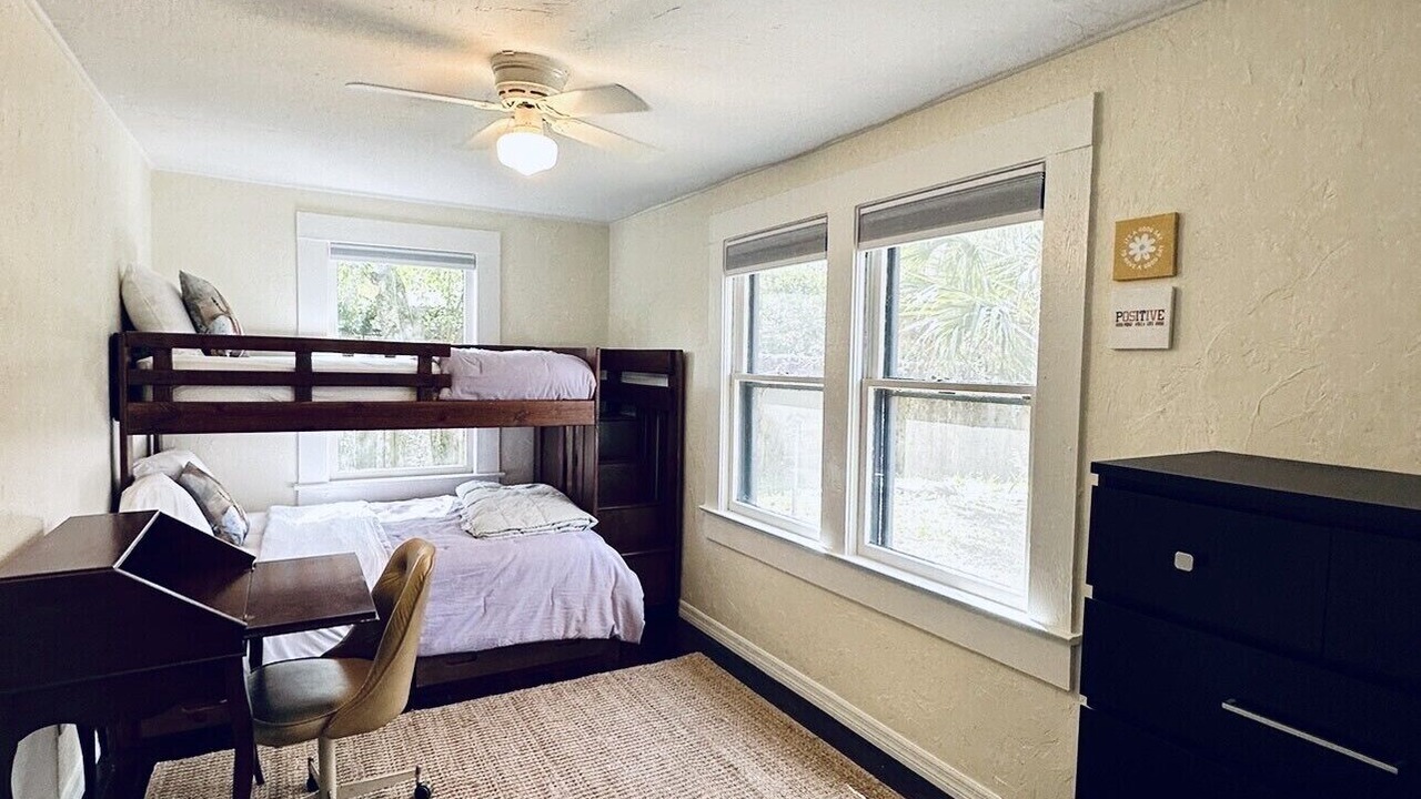 Photo of Bedroom in Micanopy
