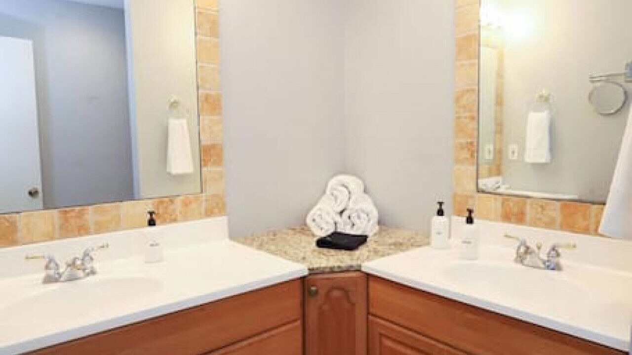 Photo of Bathroom in Greenacres