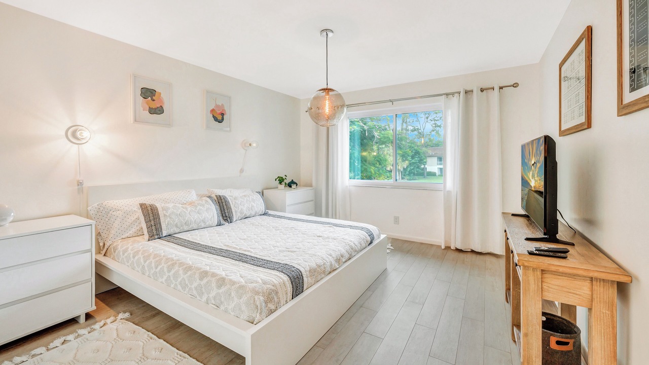 Photo of Bedroom in Central Naples
