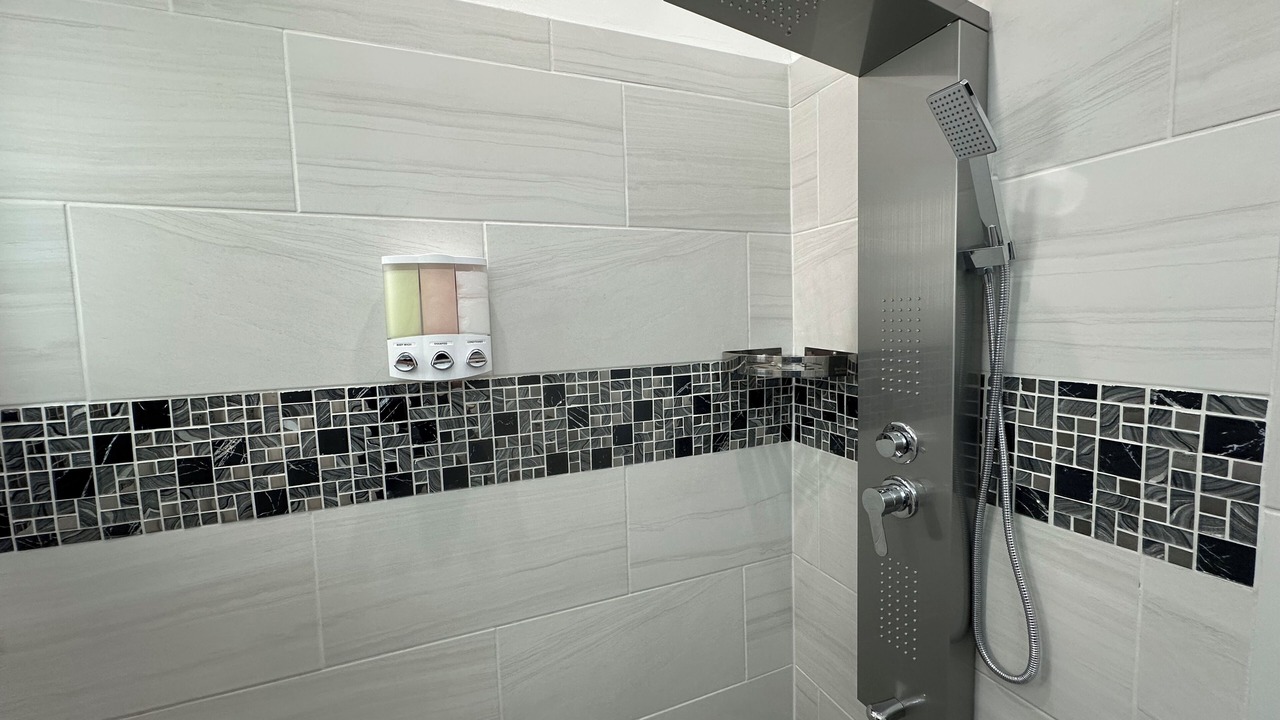 Photo of Bathroom in Cutler Bay