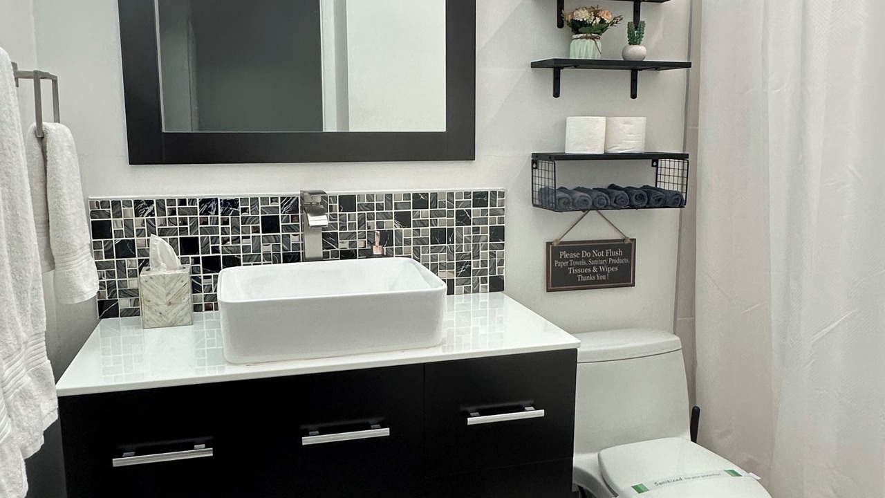 Photo of Bathroom in Cutler Bay