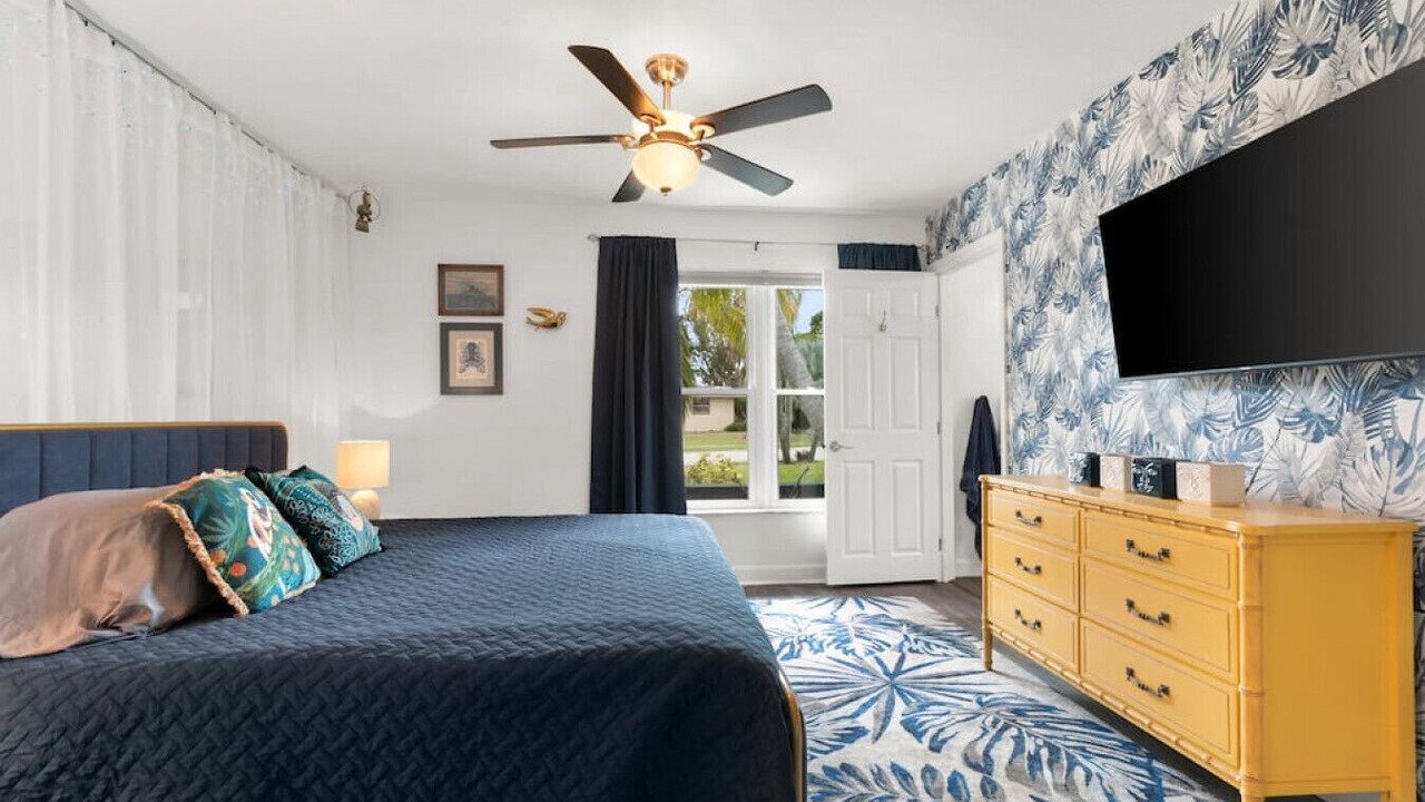Photo of Bedroom in Cypress Lake