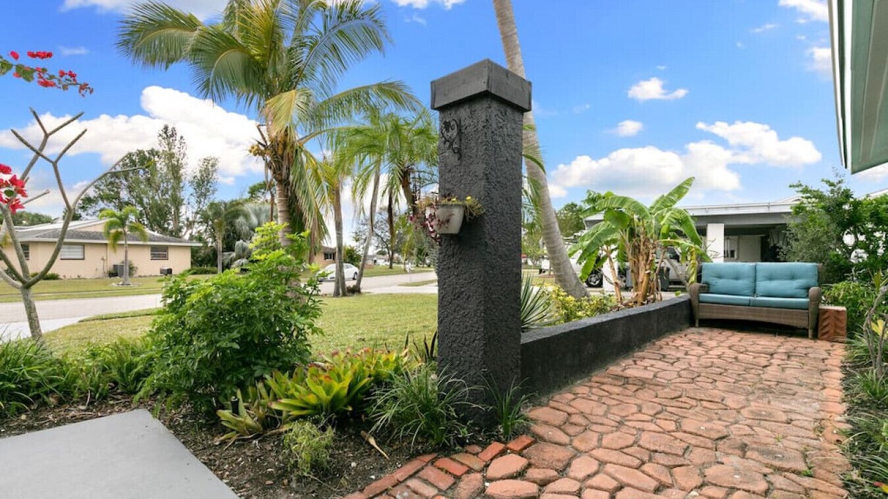Photo of Outdoor in Cypress Lake