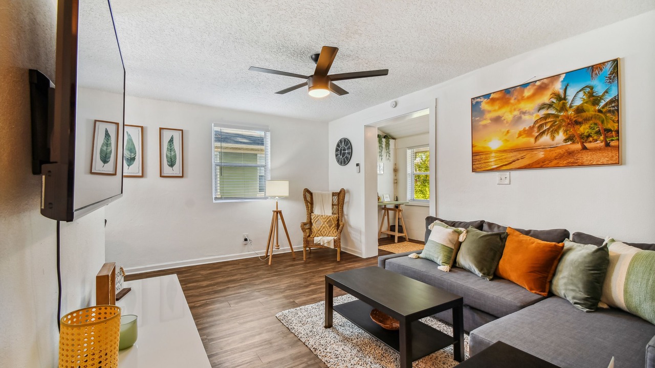 Photo of Livingroom in Avondale