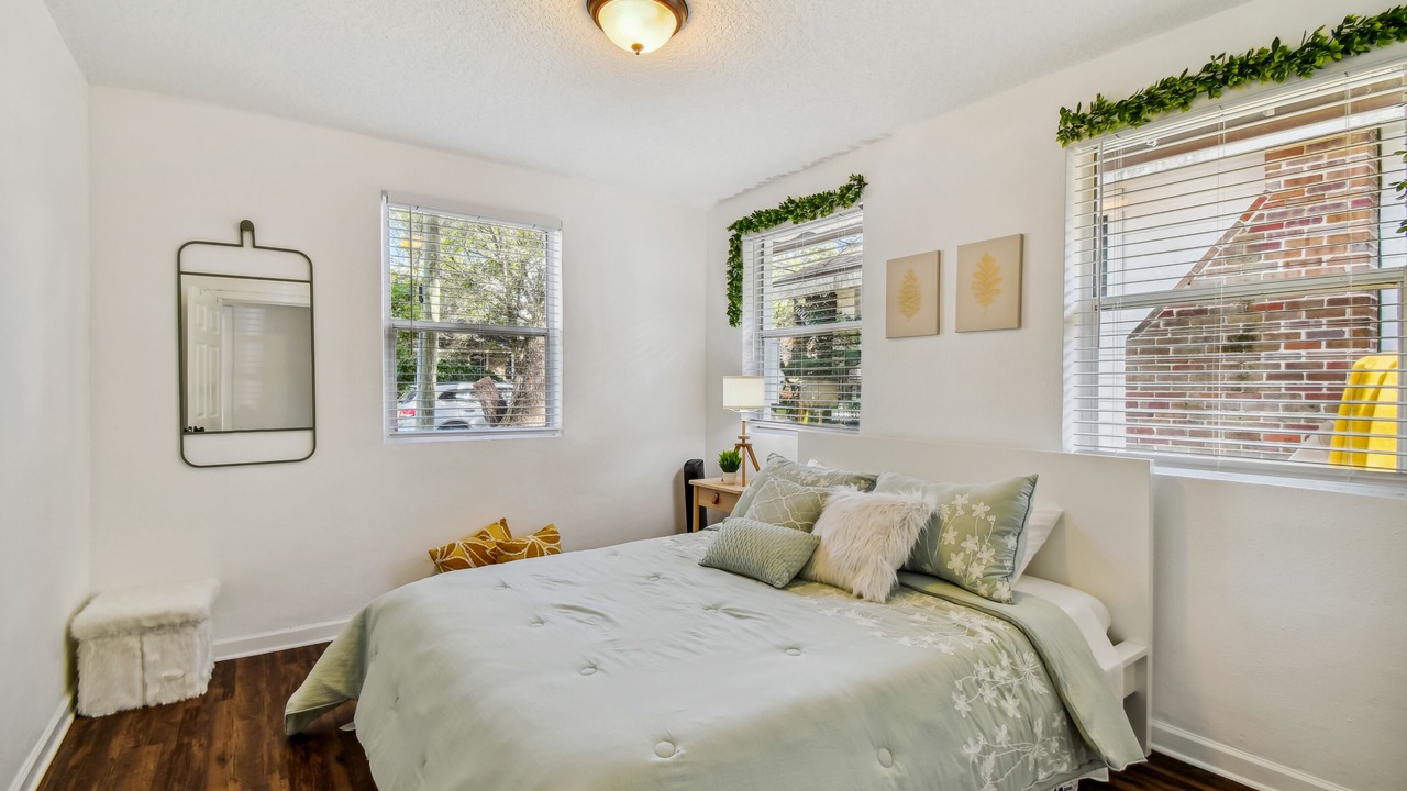Photo of Bedroom in Avondale