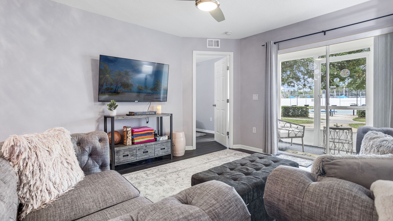 Photo of Livingroom in Lindfields