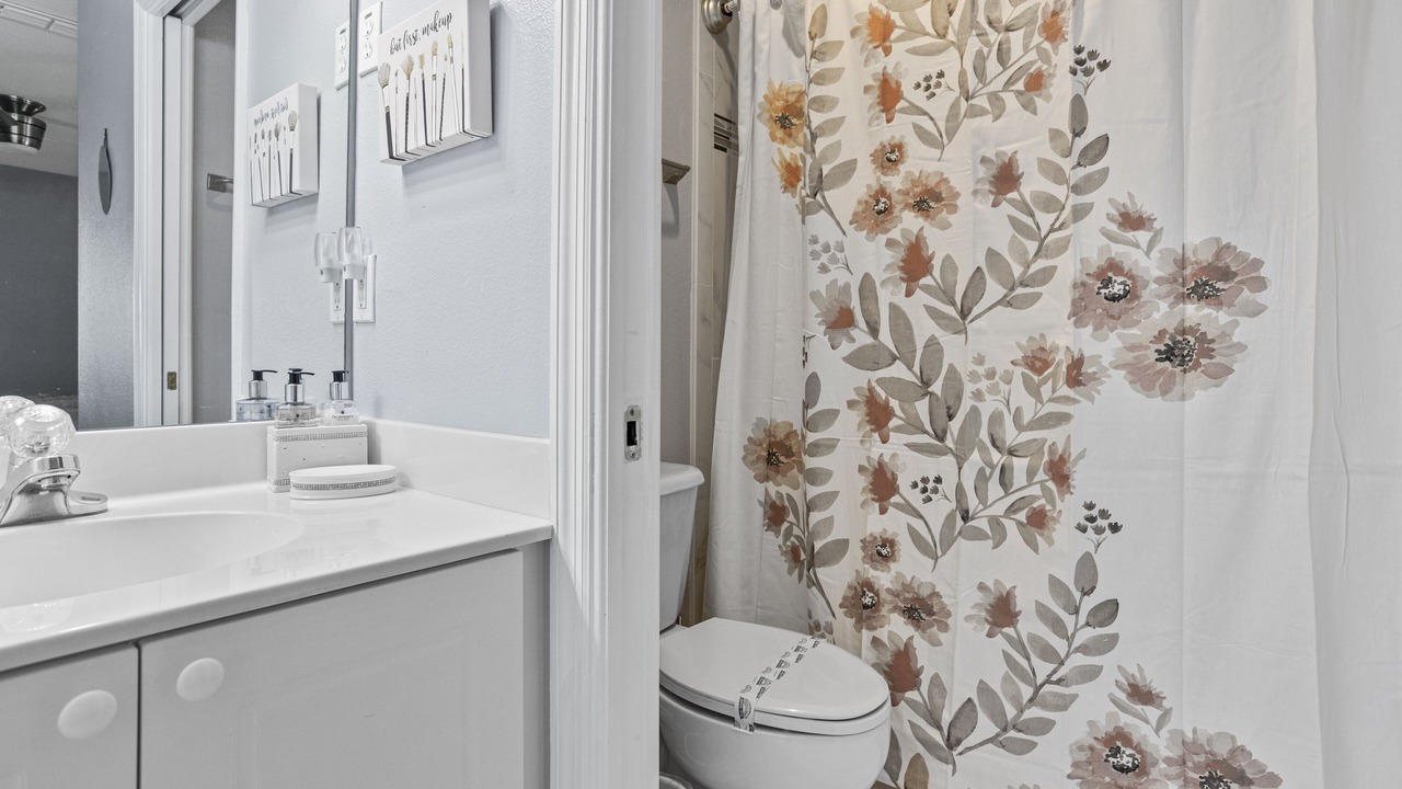 Photo of Bathroom in Lindfields