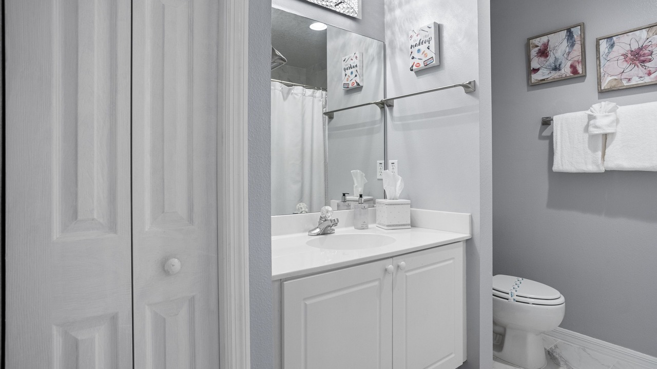 Photo of Bathroom in Lindfields