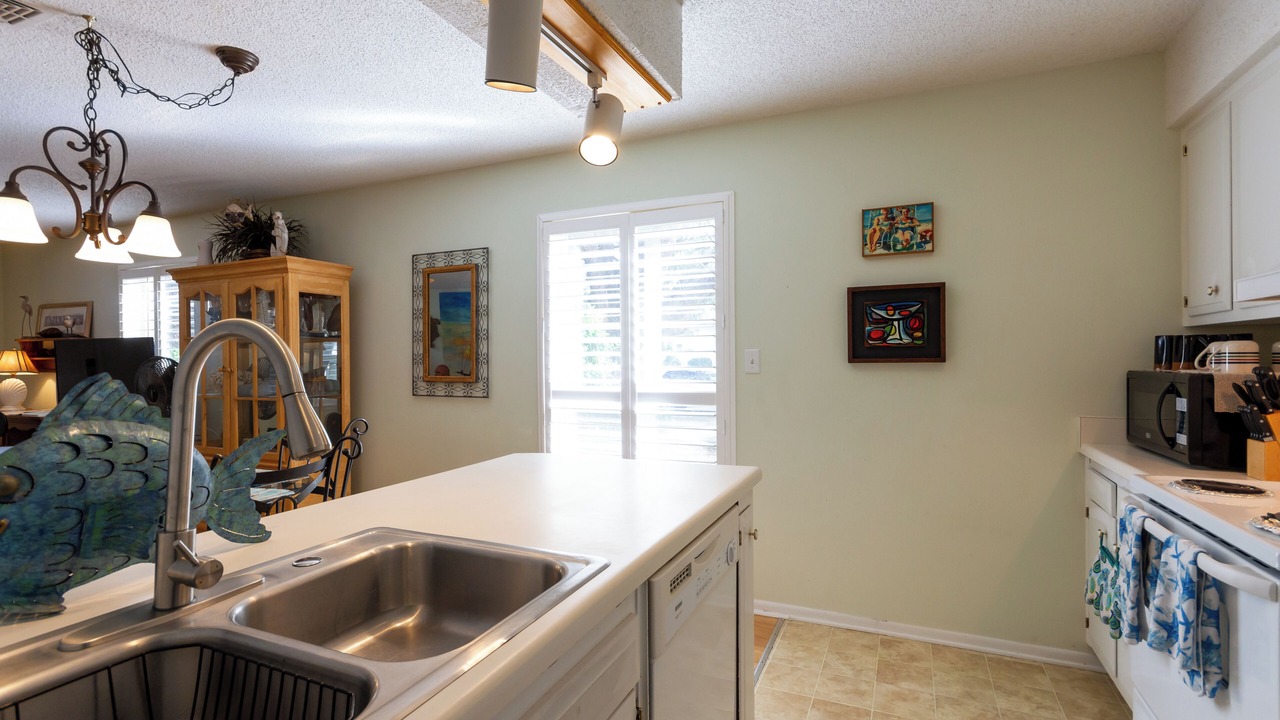 Photo of Kitchen in Northeast Pensacola