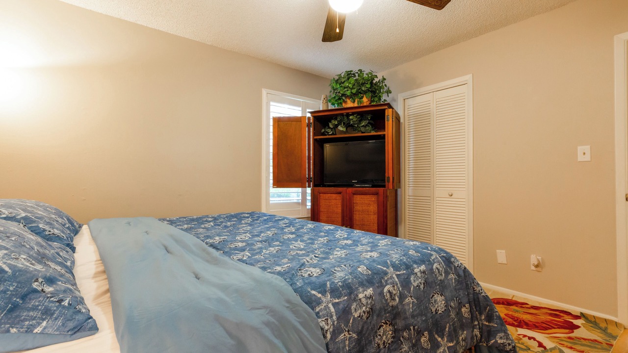 Photo of Bedroom in Northeast Pensacola