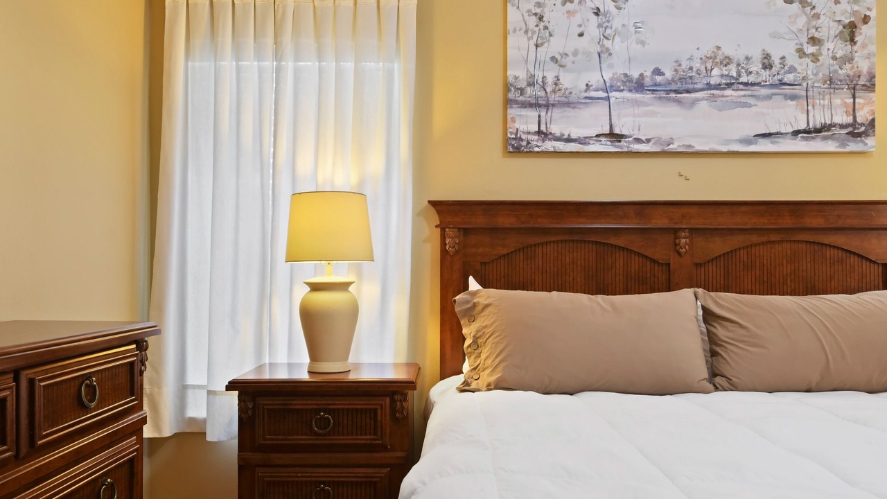 Photo of Bedroom in Orange Tree