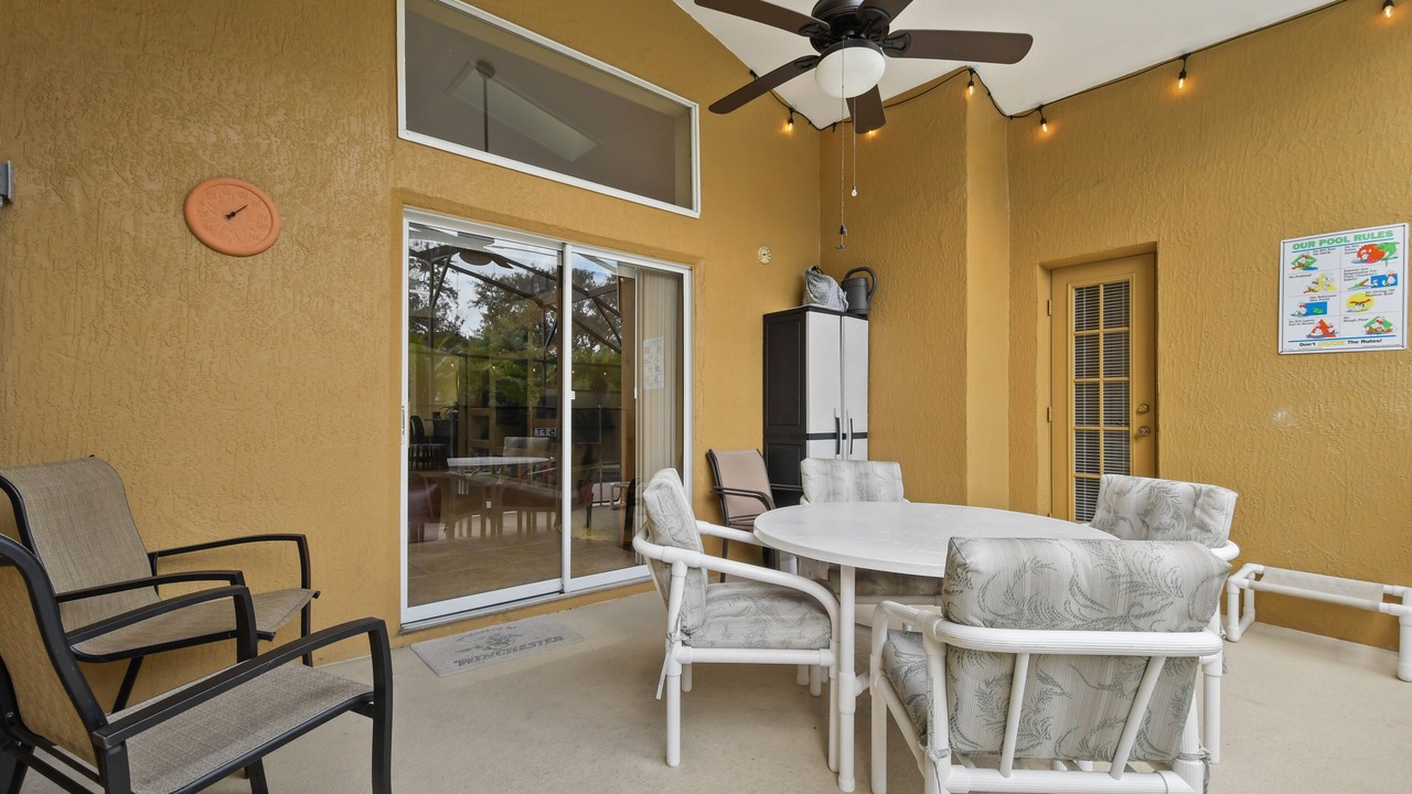 Photo of Outdoor in Orange Tree