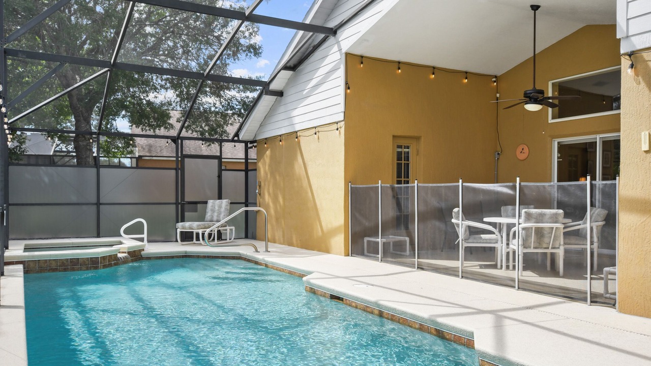 Photo of Outdoor in Orange Tree