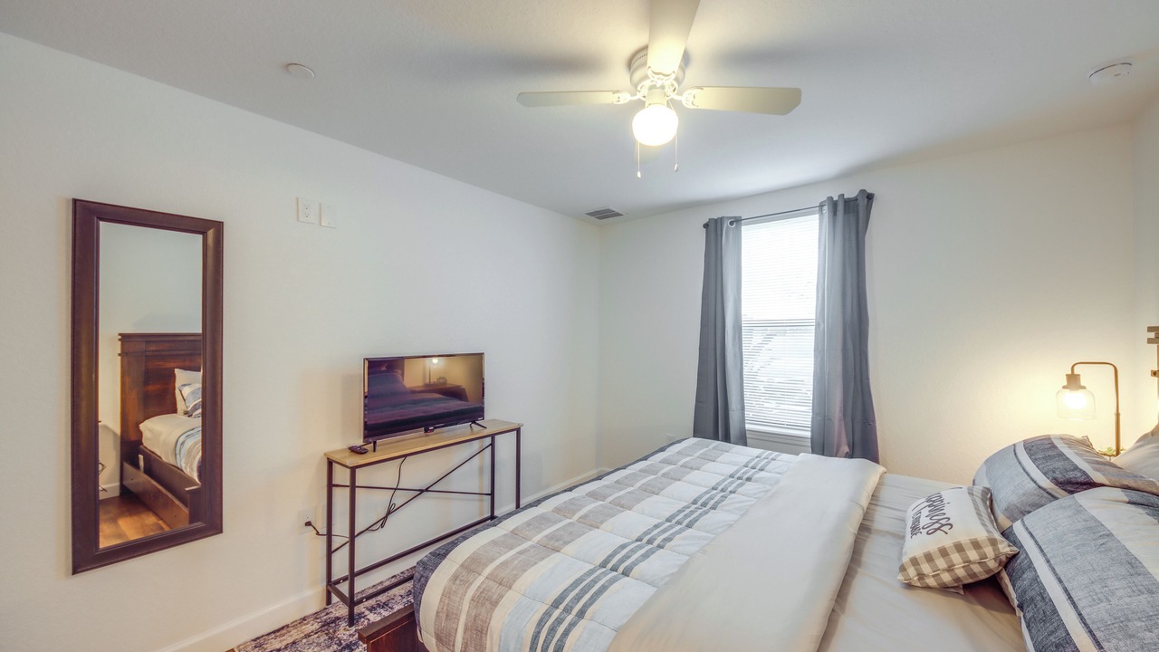 Photo of Bedroom in LaBelle