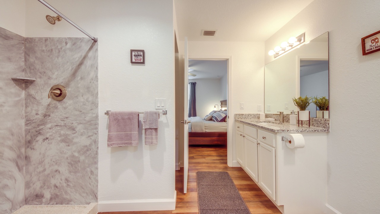 Photo of Bathroom in LaBelle