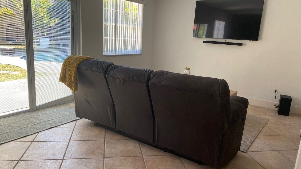 Photo of Livingroom in Ives Estates