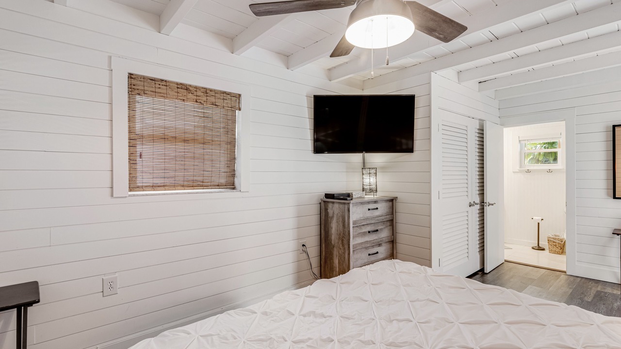 Photo of Bedroom in Indian Waterways