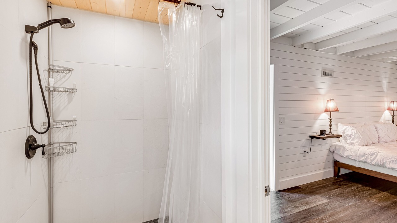 Photo of Bathroom in Indian Waterways