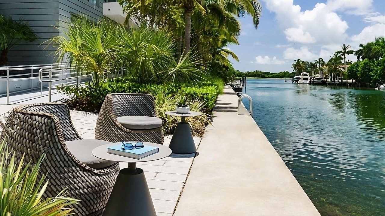 Photo of Outdoor in Bay Harbor Islands