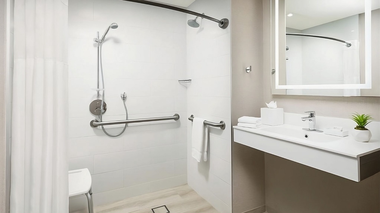 Photo of Bathroom in Bay Harbor Islands