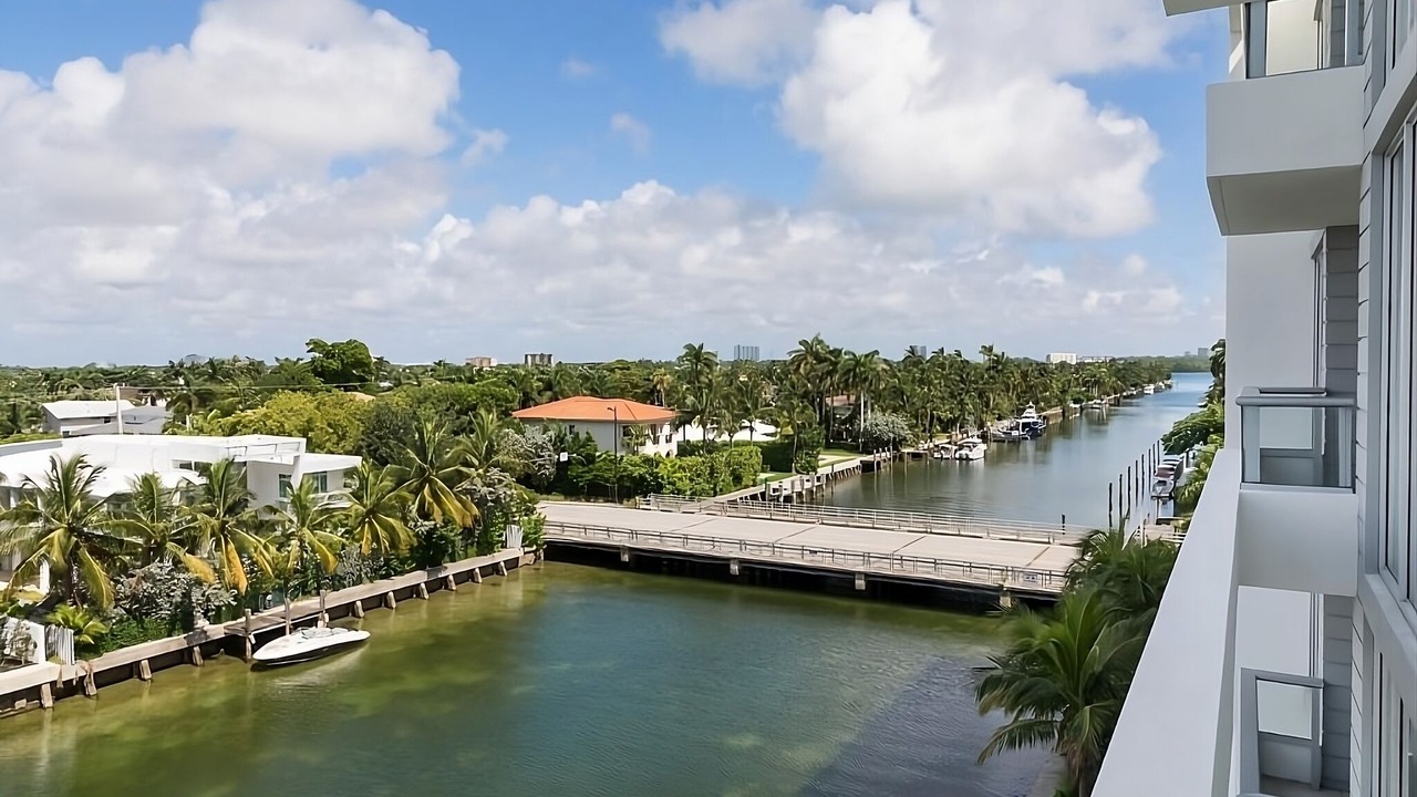 Photo of Outdoor in Bay Harbor Islands