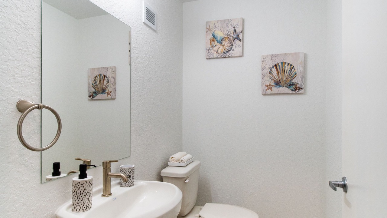 Photo of Bathroom in The Hammocks