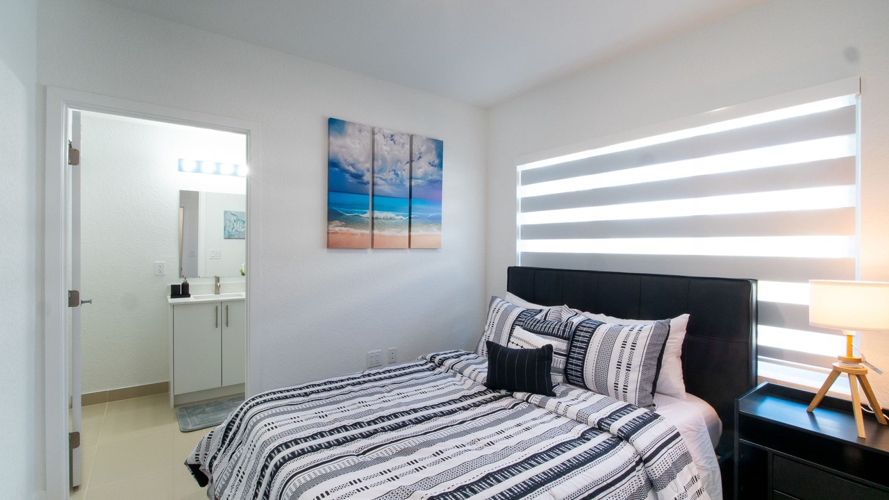 Photo of Bedroom in The Hammocks