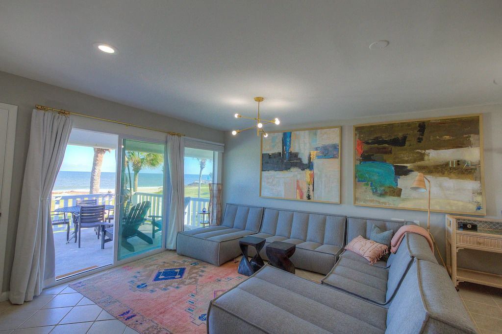 Photo of Livingroom in Sawgrass