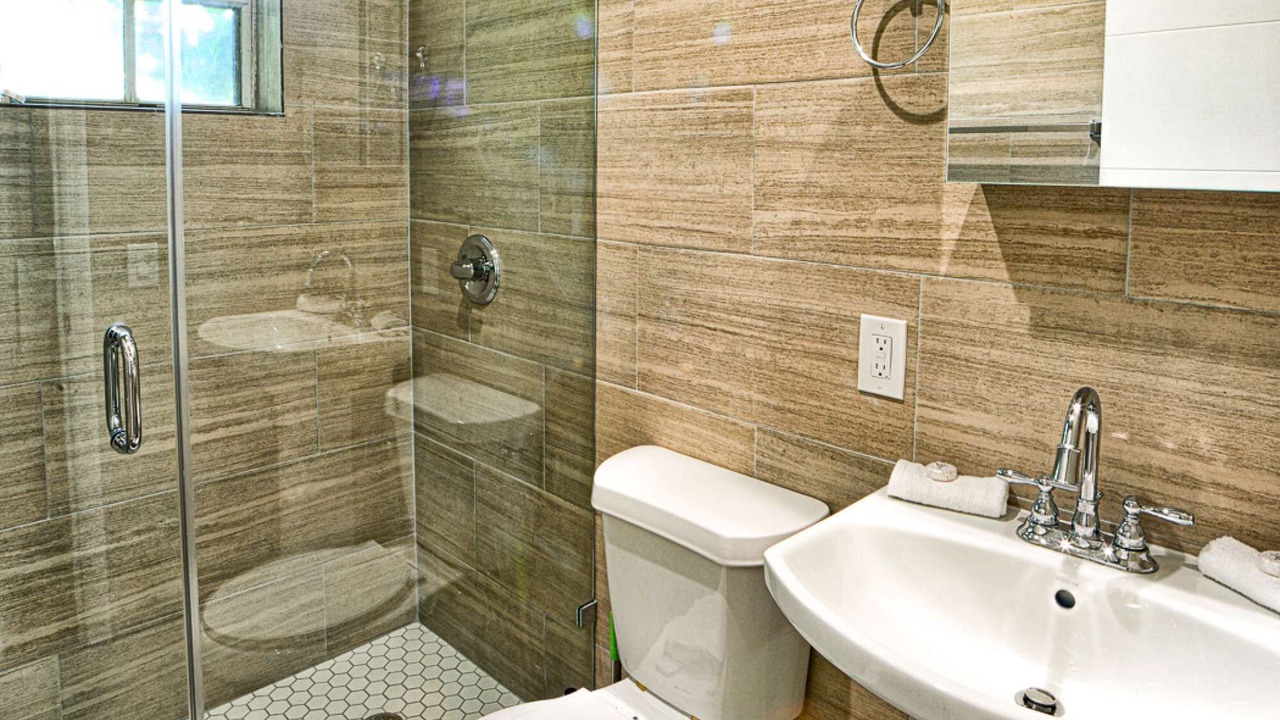 Photo of Bathroom in The Roads