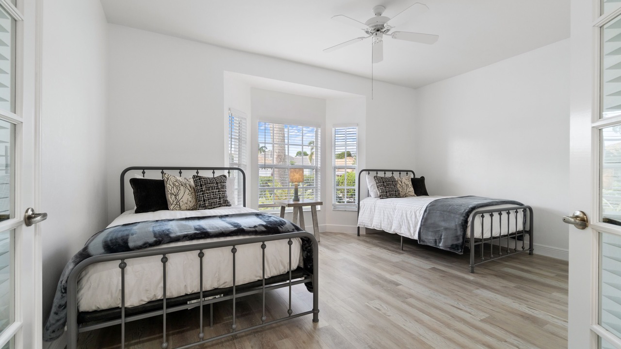 Photo of Bedroom in Falcons Glen