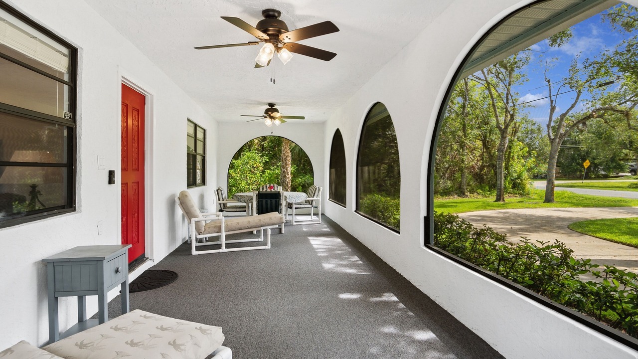 Photo of Patio Balcony in White City