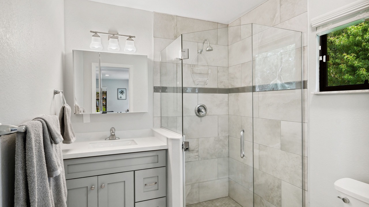 Photo of Bathroom in White City
