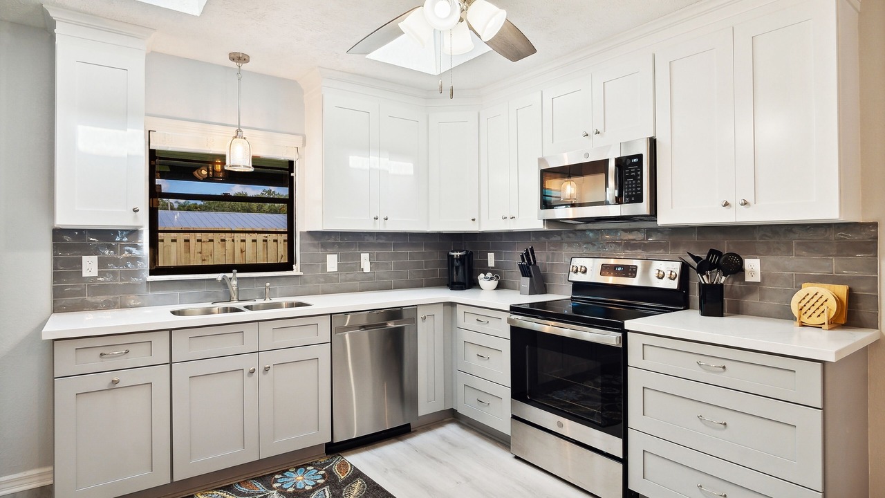 Photo of Kitchen in White City