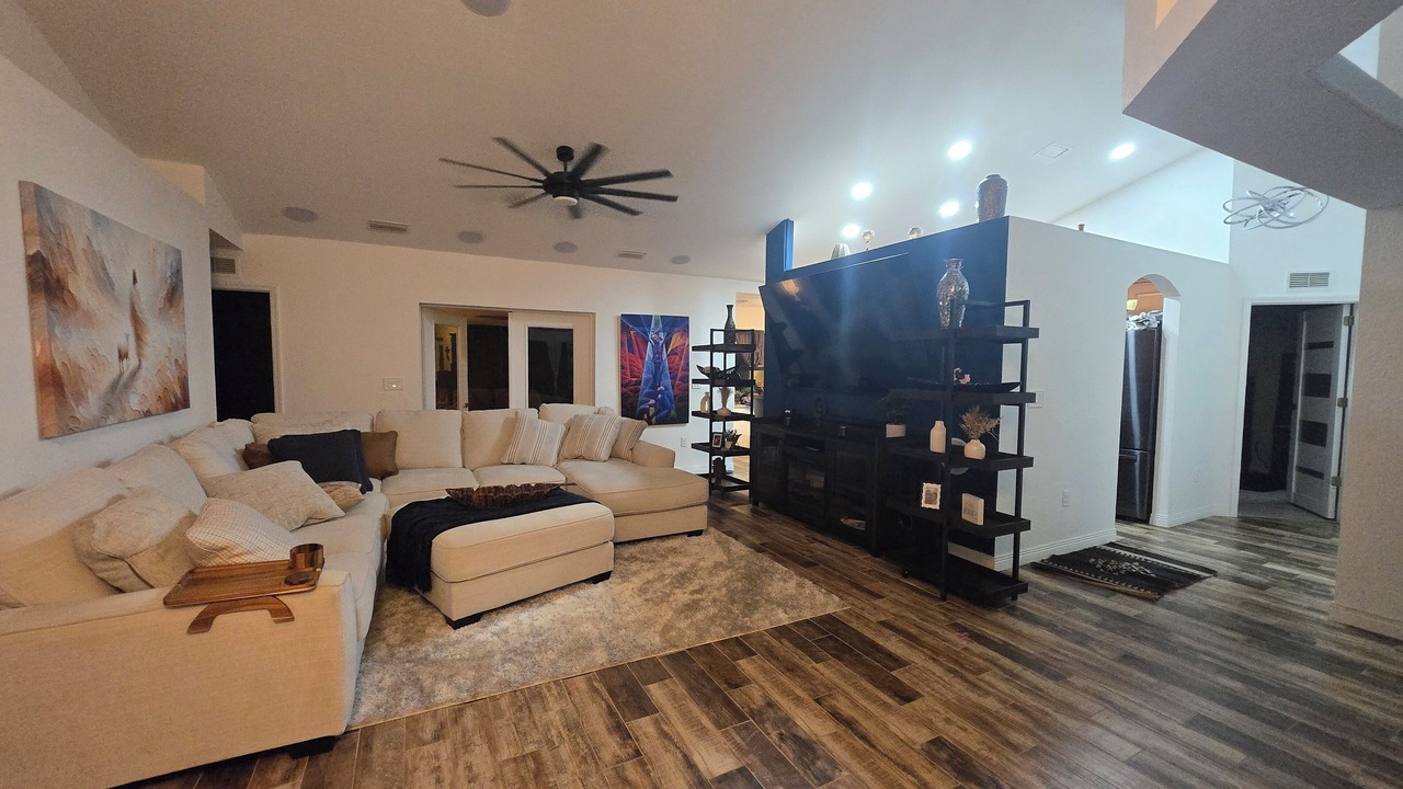 Photo of Livingroom in Placid Lakes