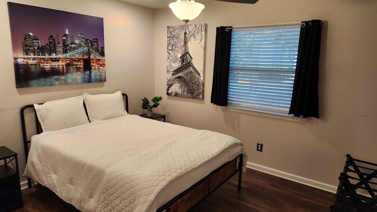 Photo of Bedroom in Tallahassee