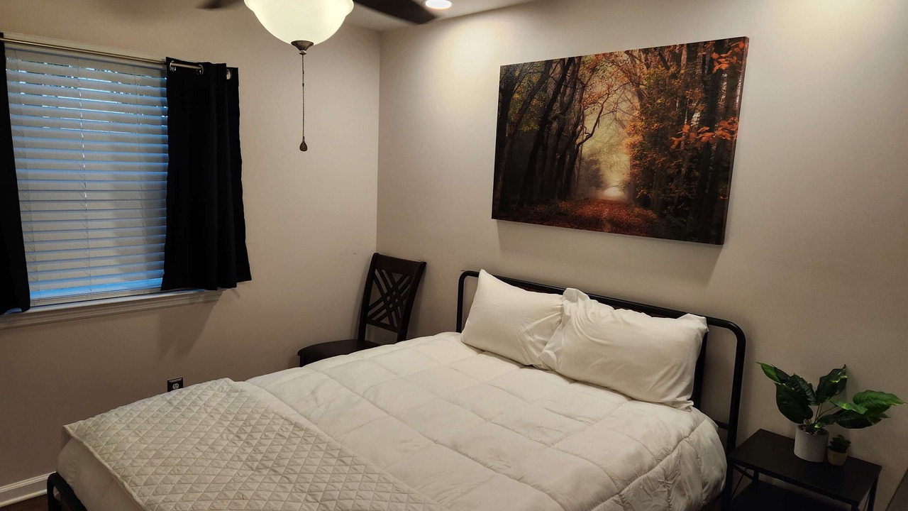 Photo of Bedroom in Tallahassee