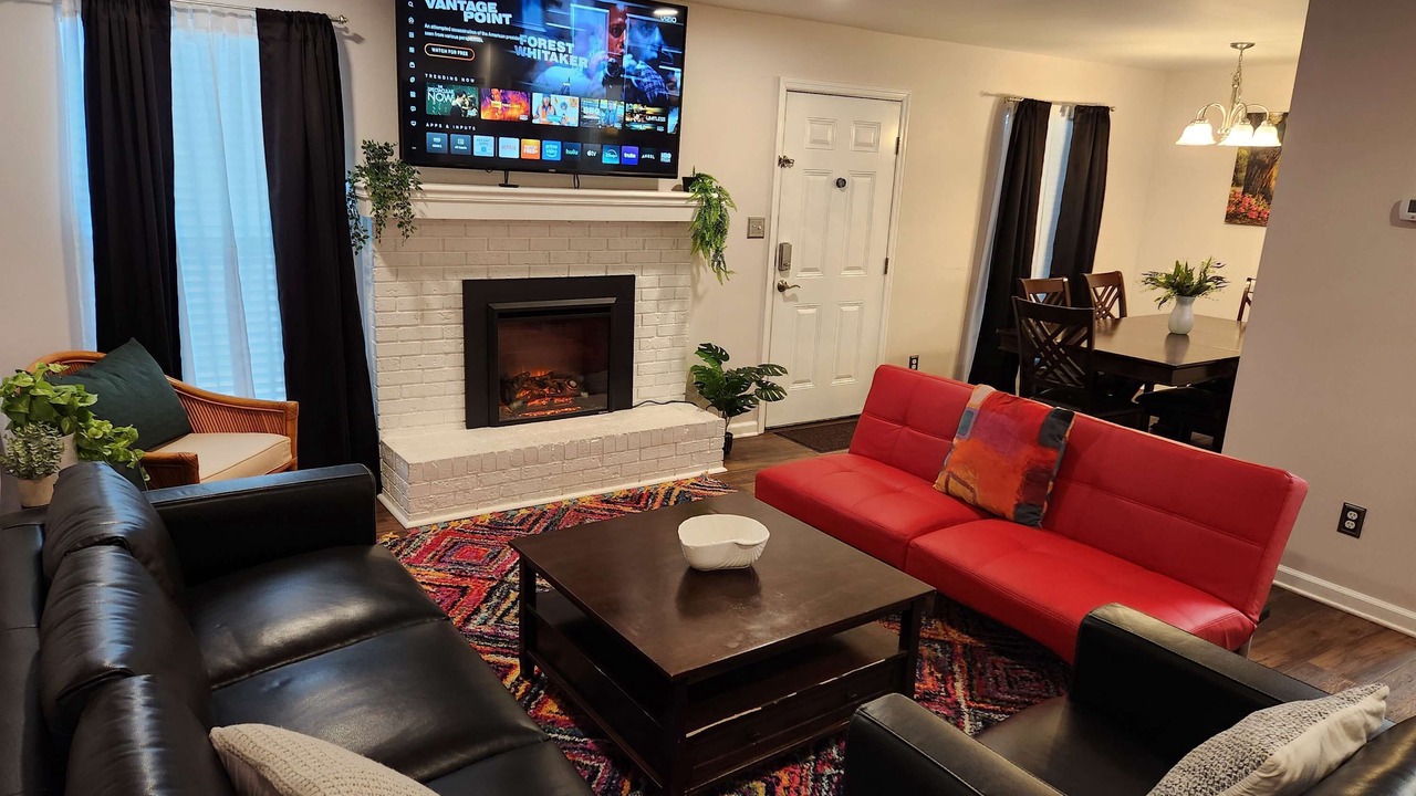 Photo of Livingroom in Tallahassee