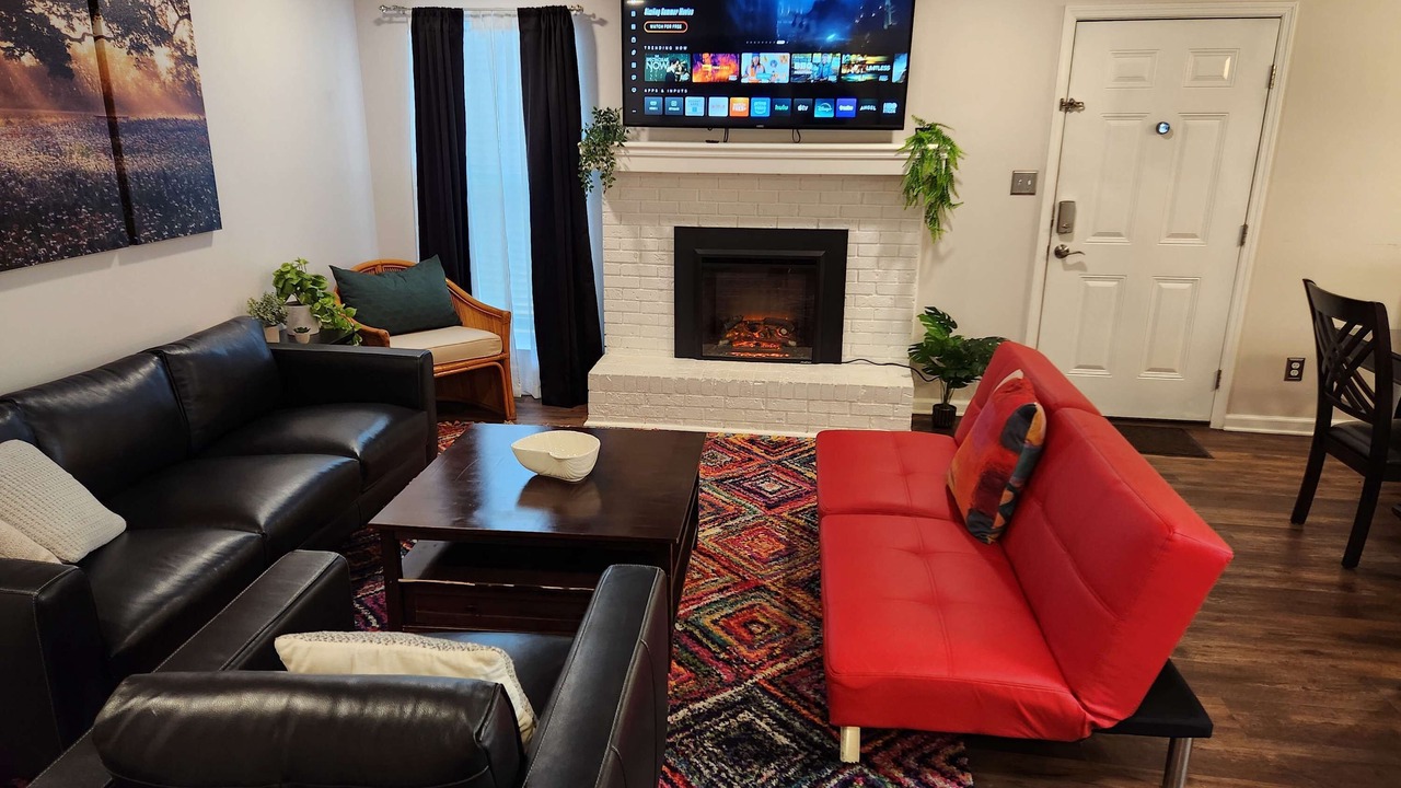 Photo of Livingroom in Tallahassee