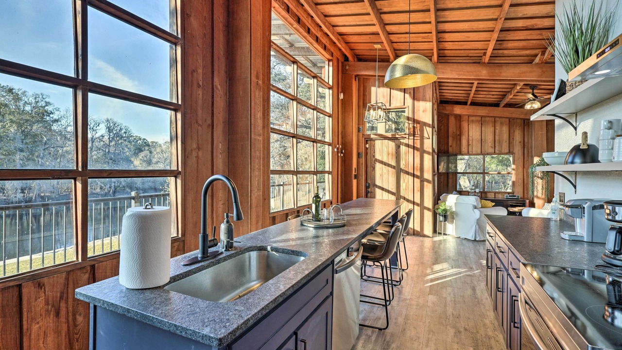 Photo of Kitchen in Fort White