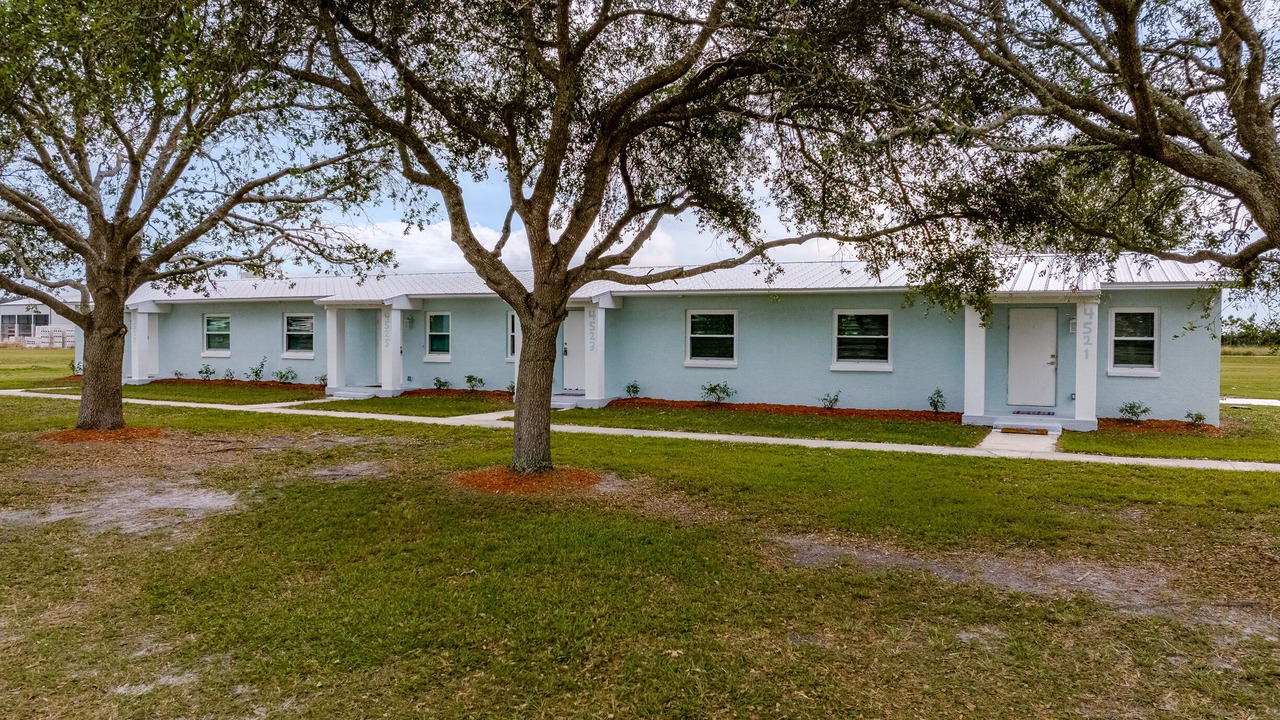 Photo of Outdoor in Barefoot Bay