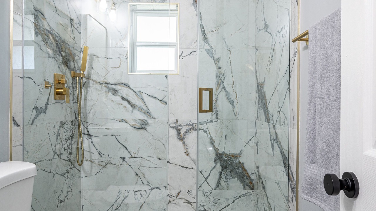Photo of Bathroom in Lake Ridge