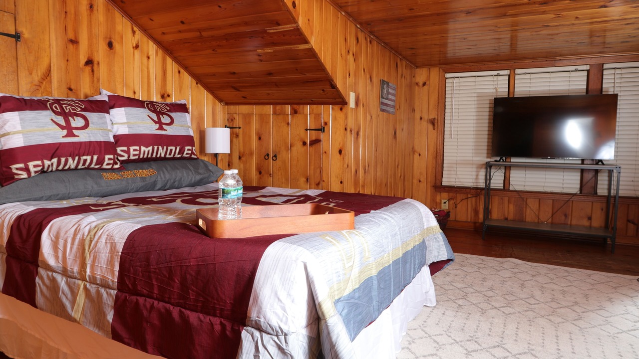 Photo of Bedroom in Tallahassee