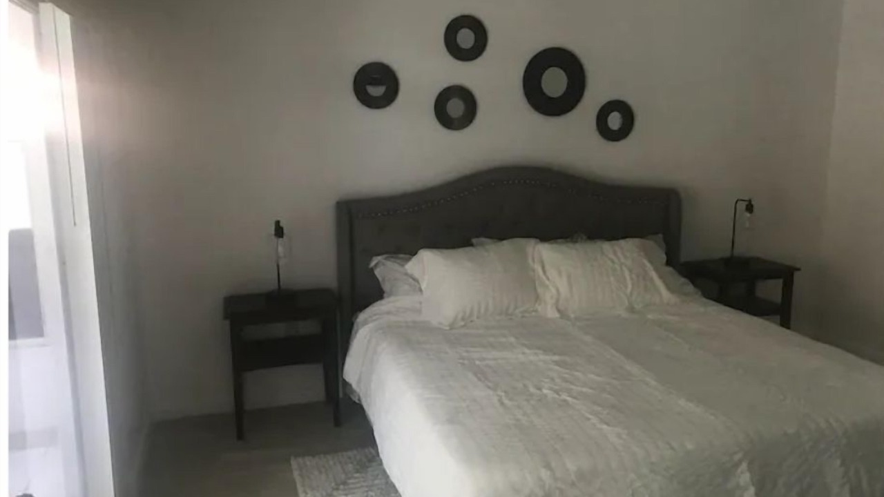 Photo of Bedroom in Sunrise