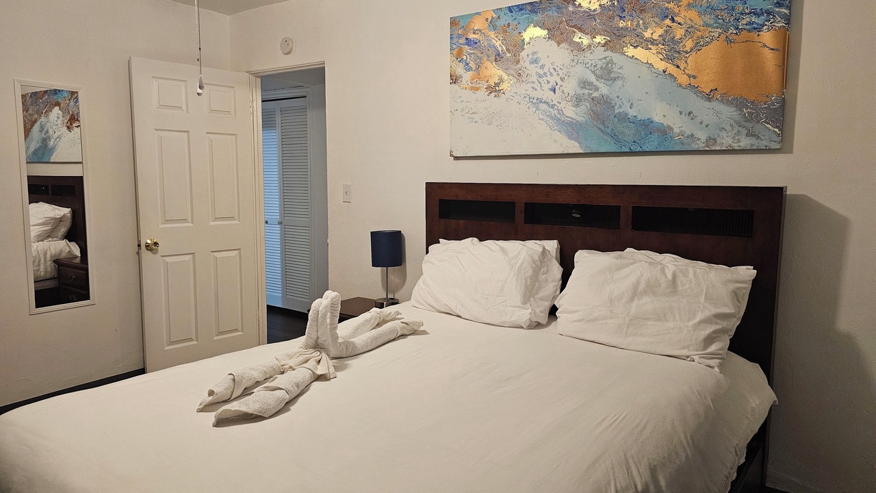 Photo of Bedroom in Inwood