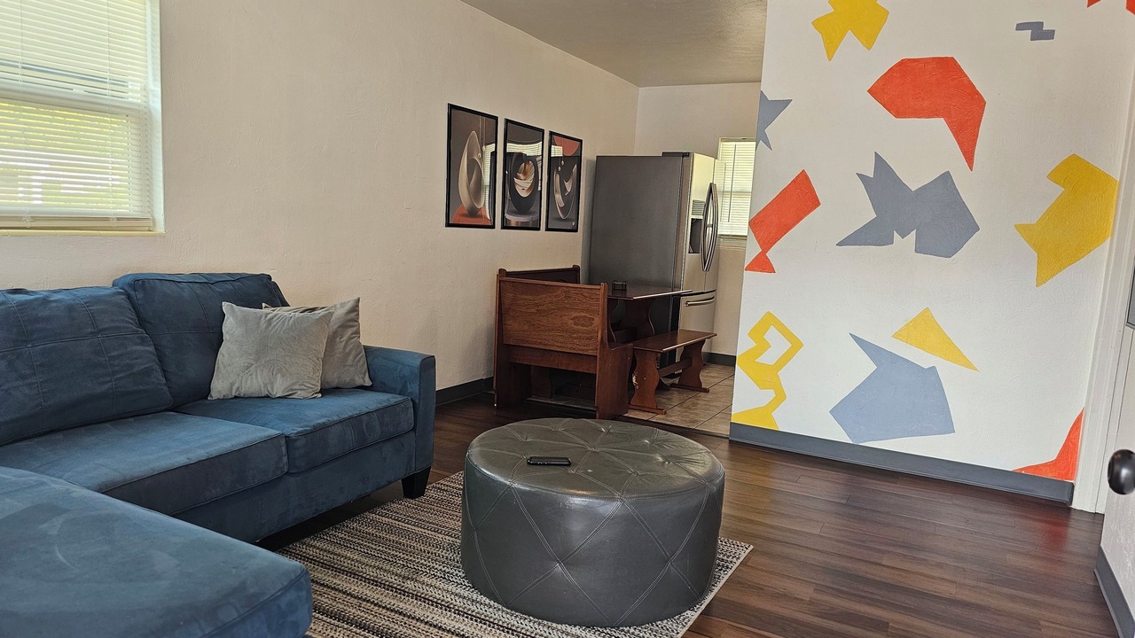Photo of Livingroom in Inwood