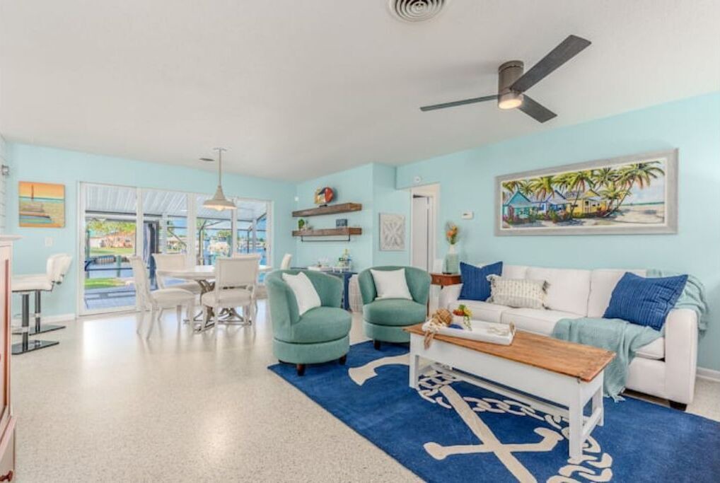 Photo of Livingroom in Palm City