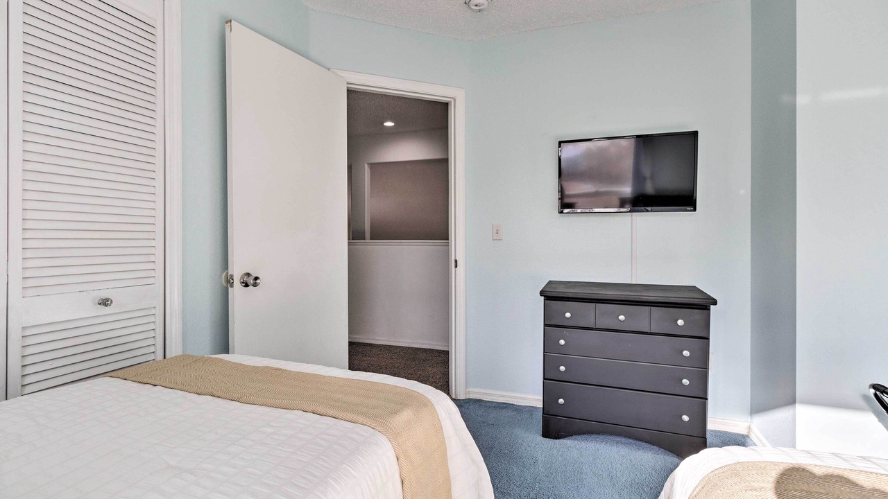 Photo of Bedroom in Lindfields