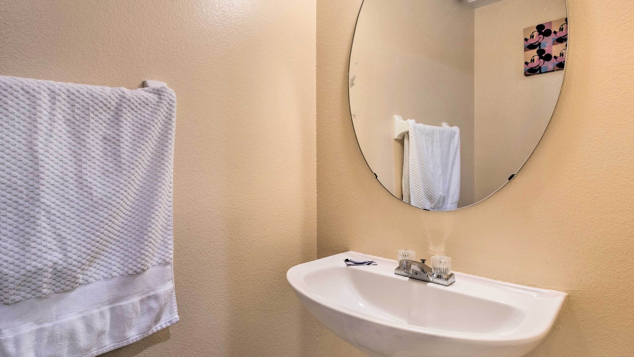 Photo of Bathroom in Lindfields