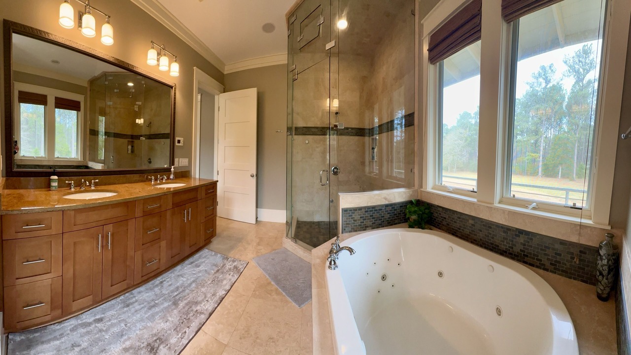 Photo of Bathroom in De Funiak Springs