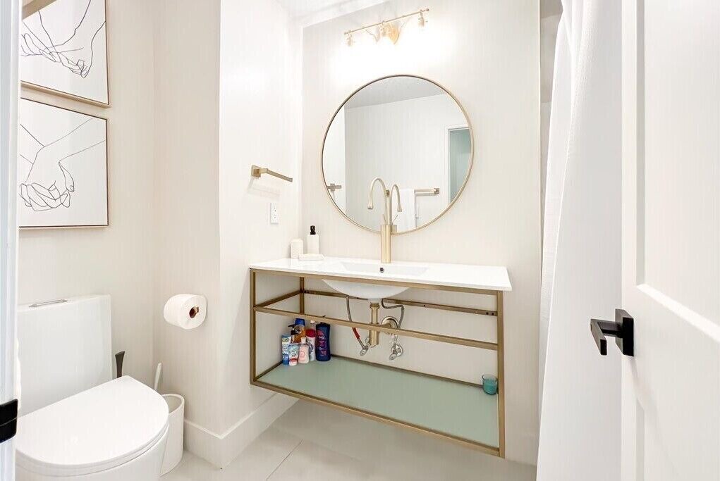 Photo of Bathroom in Hampton Homes